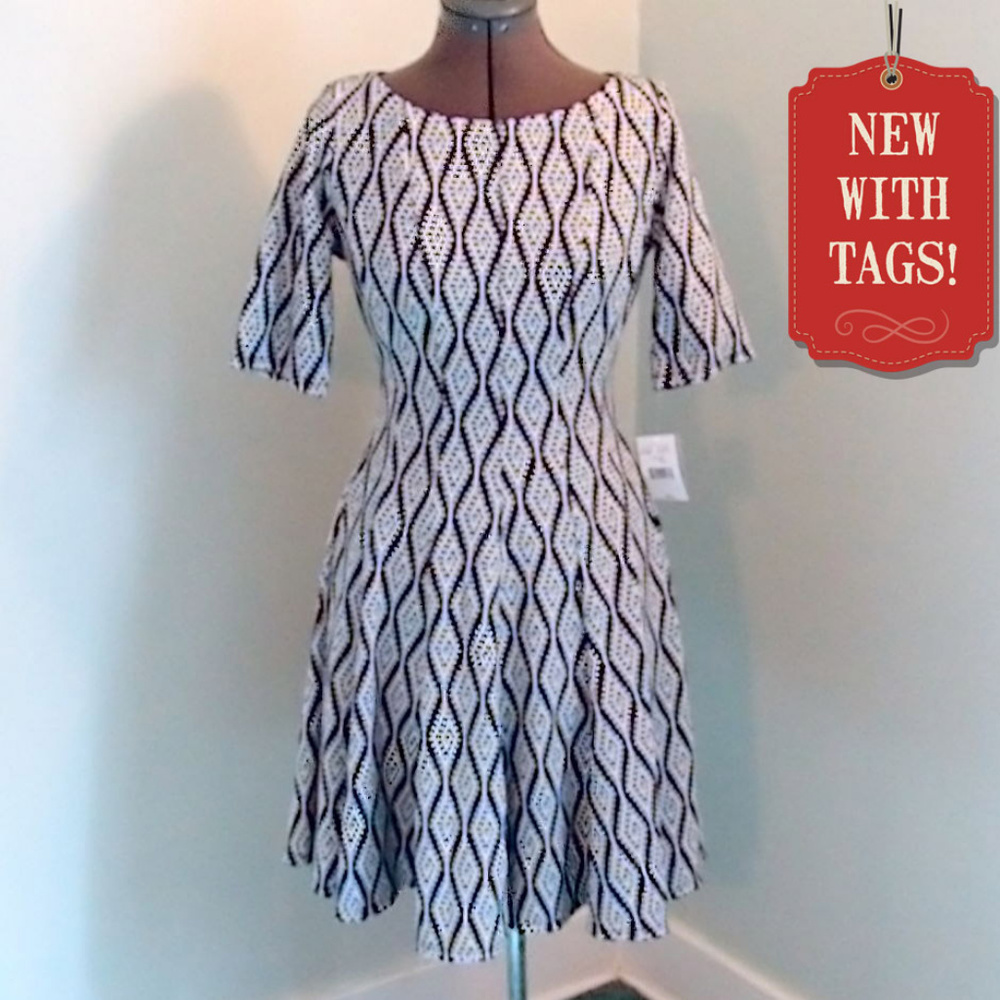 NEW WITH TAGS Danny & Nicole A Line Dress